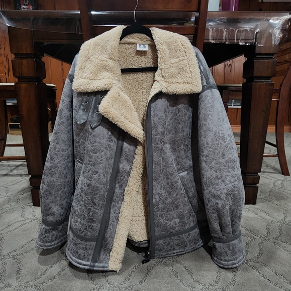 Urban Outfitters Winter Jacket - Women's - Picture 1 of 8